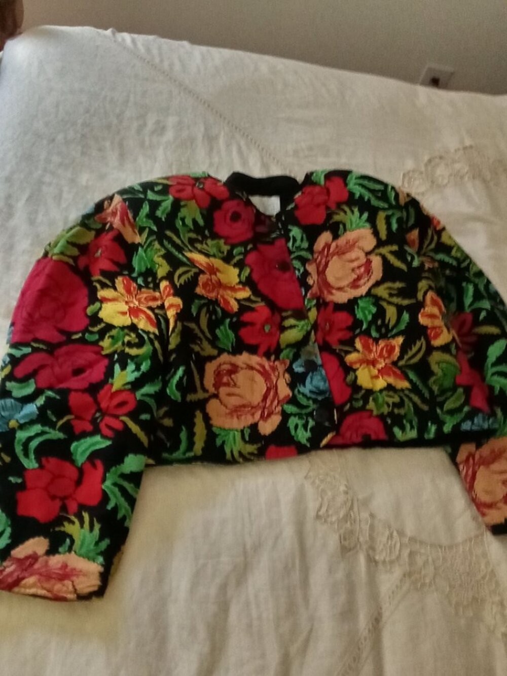 Vintage 90s Passports Pier 1 Quilted Cropped Jacket Floral Boho Wearable Art